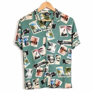 Boys XXL Short Sleeve Button Down Summer Vacation Graphic Print Shirt